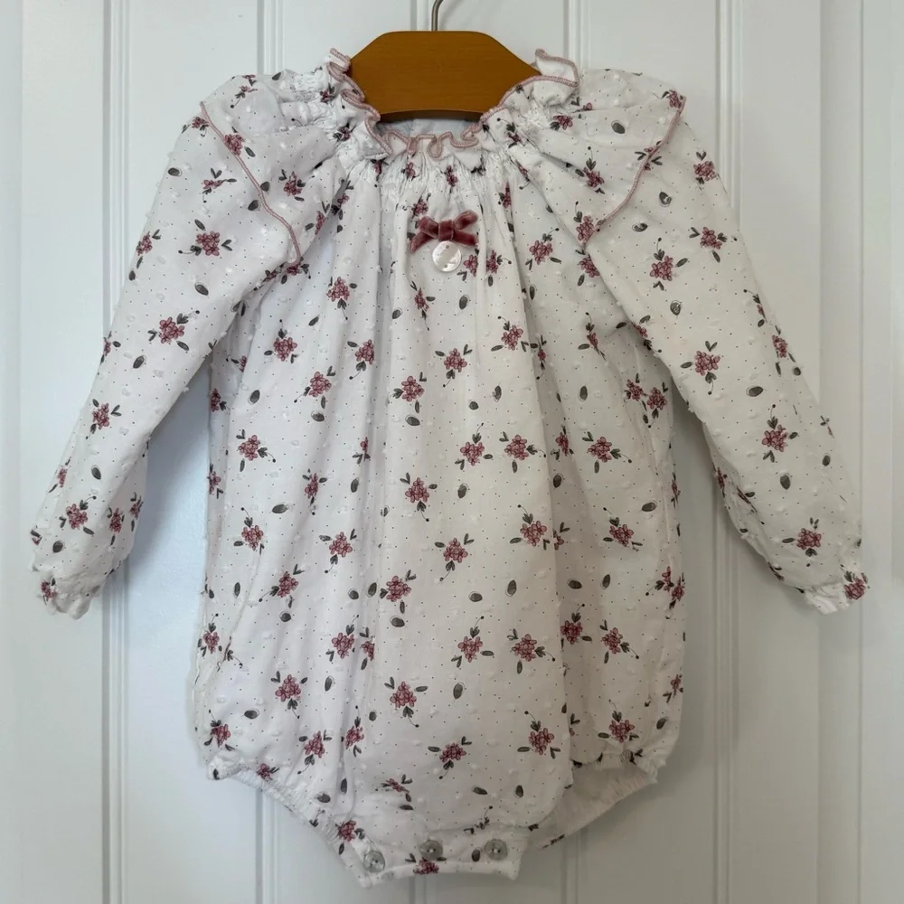 Martin Aranda Baby Girl Floral Bubble 12 Months White Ruffle Collar Romper